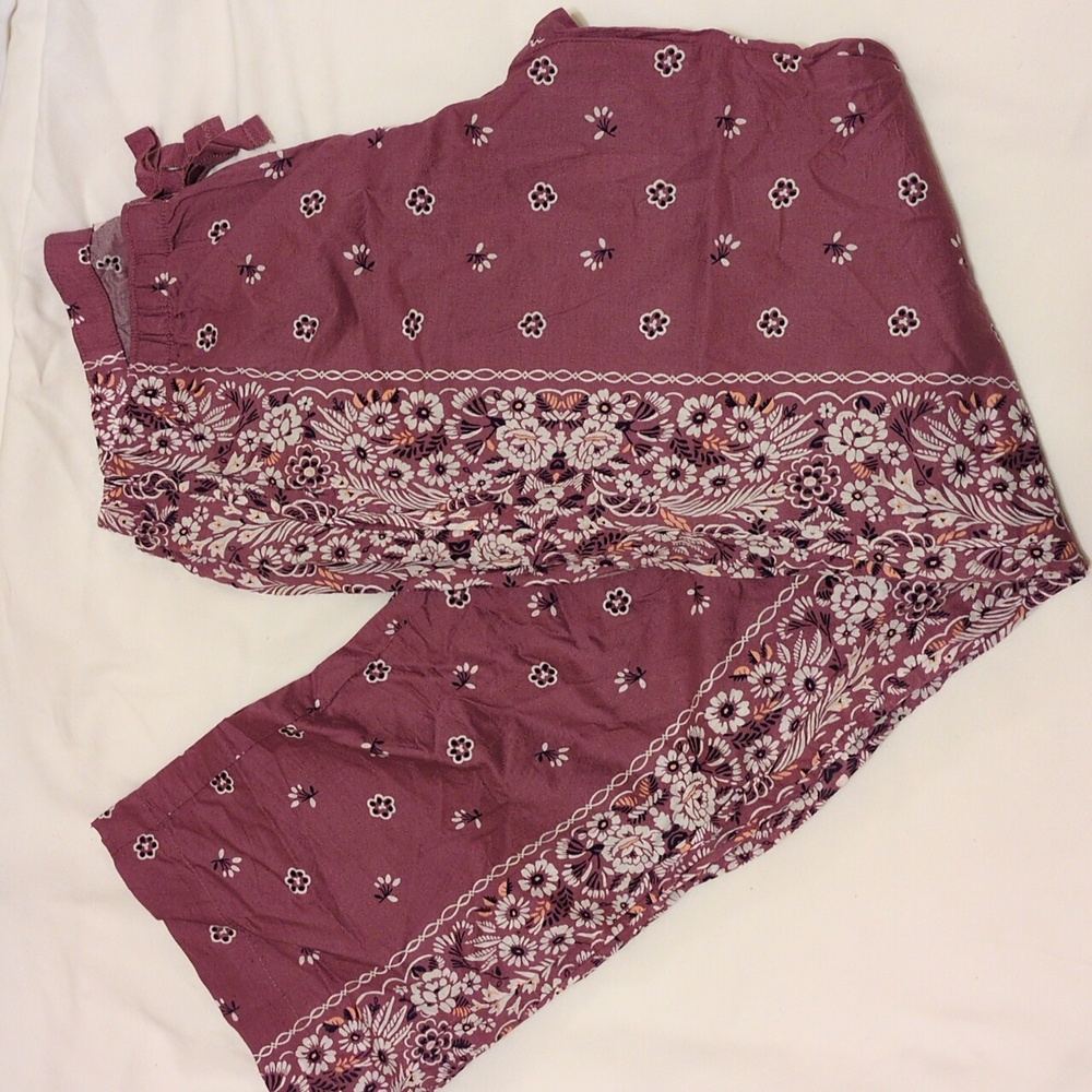 Victoria's Secret Floral Pajama Pants Set Of 3 - Picture 5 of 7